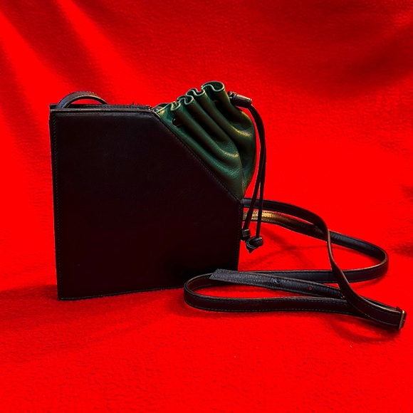 Aicha Paris crossbody bag - Picture 1 of 5
